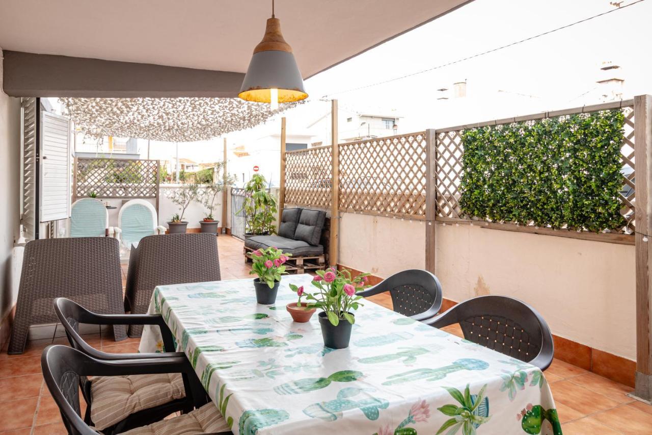 Super Apartamento A Un Paso Del Mar Oliva Bagian luar foto